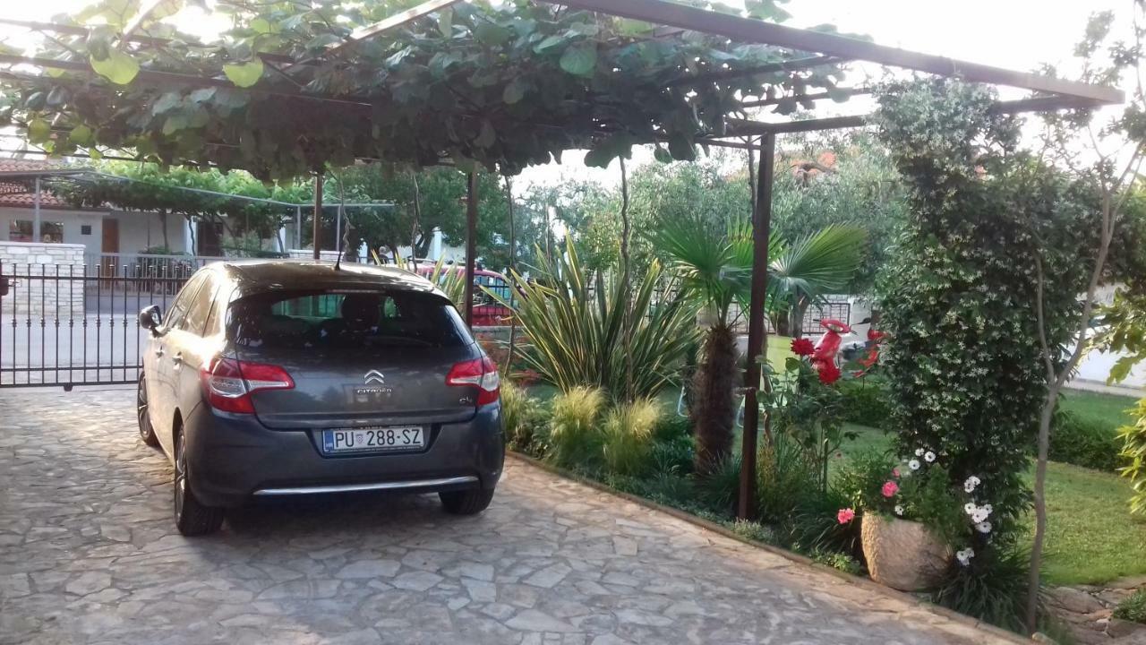 Apartment Marijana Пореч Экстерьер фото
